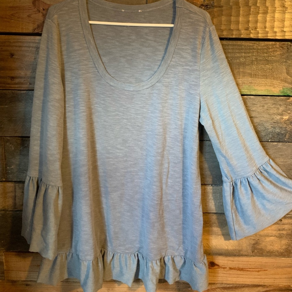 Ruffled top